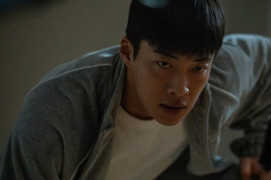 Woo Do-hwan Returns in Bloodhounds Season 2 | New Stills Dropped
