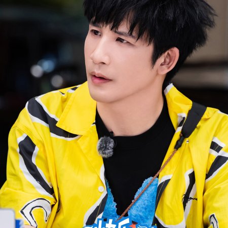 Living in the Air (2025)