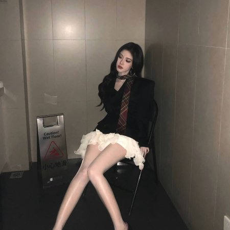 Ju Jing Yi