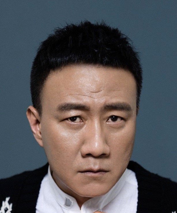 Jun Hu