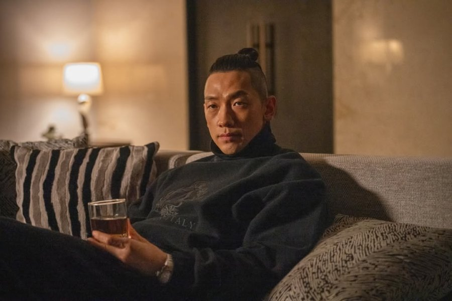 Woo Do-hwan Returns in Bloodhounds Season 2 | New Stills Dropped
