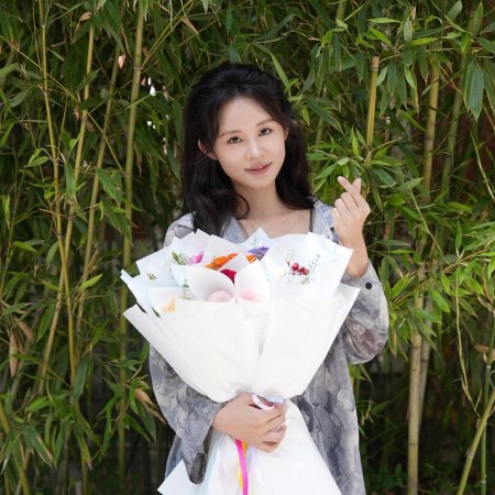 Shi Ba Sui Tai Nai Nai Jia Dao, Chong Zheng Jia Zu Rong Yao Season 2 (2025)