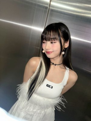 HyeonJuNanaYuri
