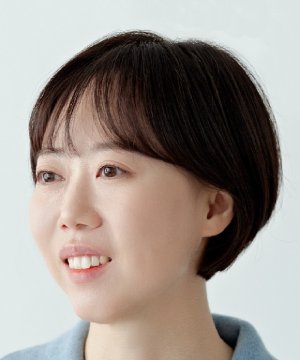 Kang Lee