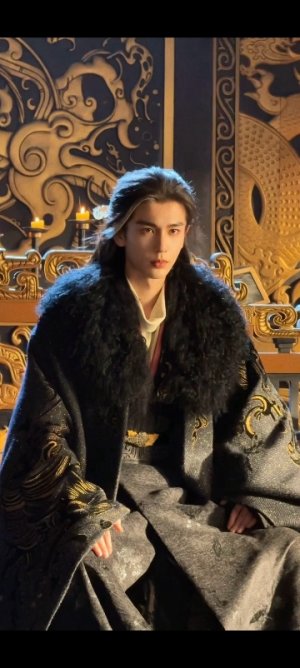 XiaoHou2005