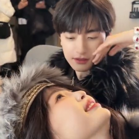 Ski into Love (2025)