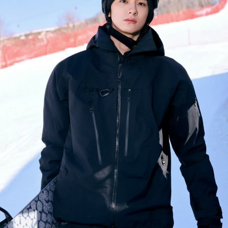 Ski into Love (2025)