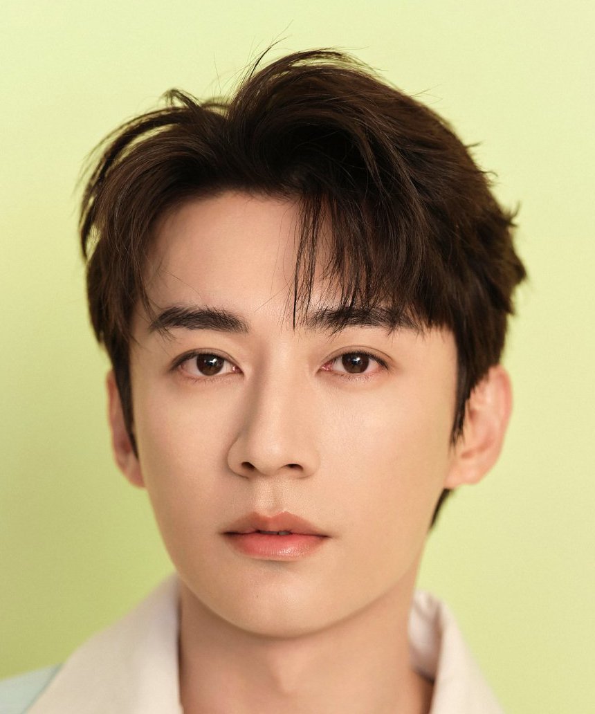 Xue Yi Liu