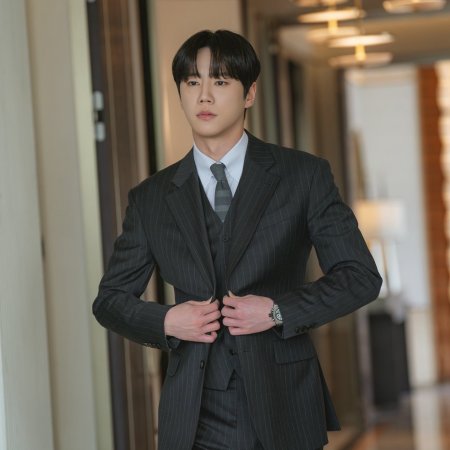 Lee Jun Young