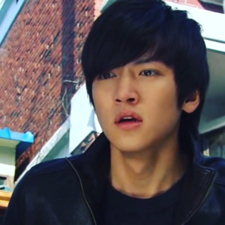 Smile, Dong Hae (2010)