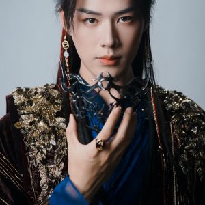 Yao Xiang Si ()