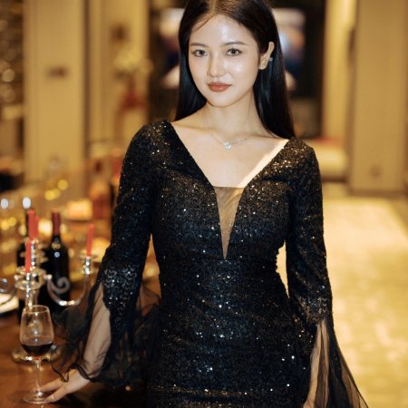 Xiao Shi De Ta Zhi Qian Jin Gui Lai (2024)