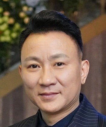 Jie Zhou