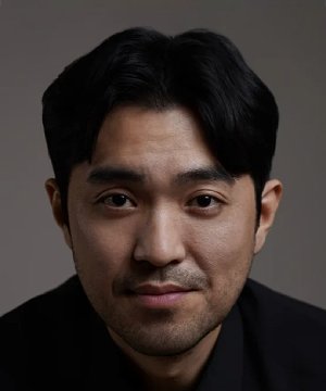 Joong Hyeon Lee