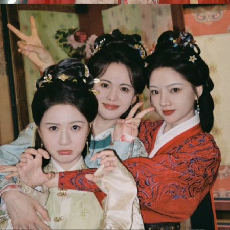 Liang Chen Mei Jin ()
