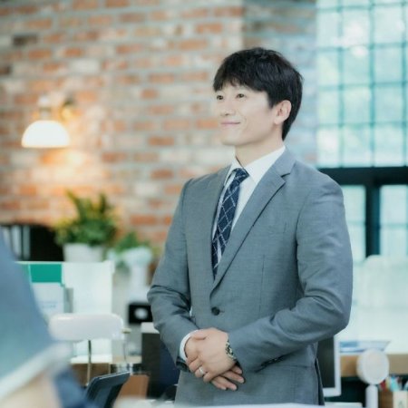 Ji Sung