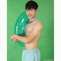 WaterBro Chinese Movie photo