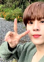 Wooseok's Unboxing 2