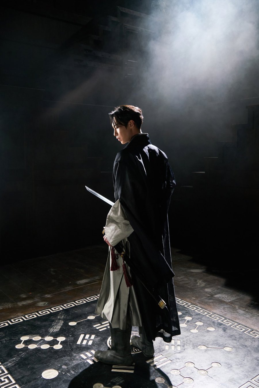 Alchemy of Souls Season 2: Light and Shadow - Jang Uk Poster Behind ...