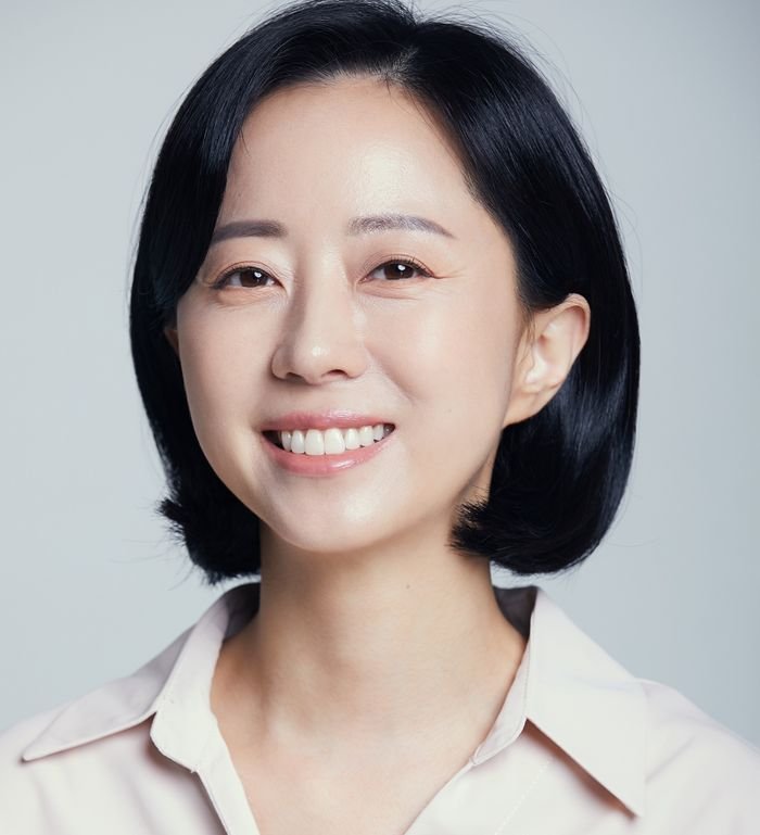 Eun Young Kwak
