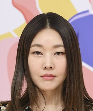 Han Hye Jin for Vogue Korea June 2012