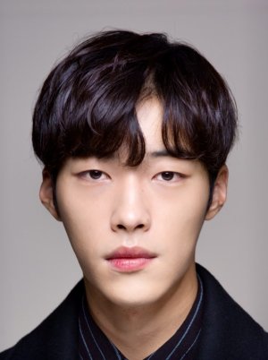 Kwon Shi Hyun | Tempted