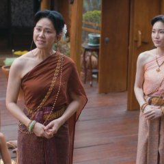 Namfon Sueangsuda Lawanprasert photo