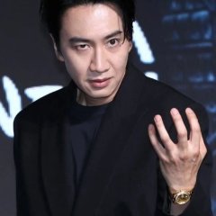 Lee Kwang Soo photo
