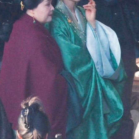 Where the Mask Ends ()