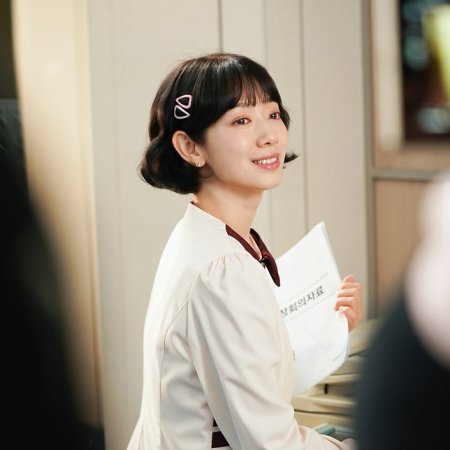 Undercover Miss Hong (2026)