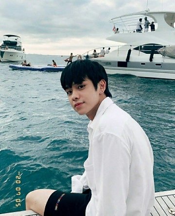 happy birthday my love ♡₊˚ 🦢・₊✧