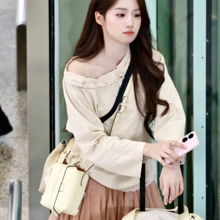 When I Meet the Moon (2026)