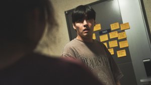 Kang Ha Neul gets caught in the greatest crisis of his life after buying a home in 'Wall to Wall'