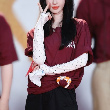 Lai Zhan ()