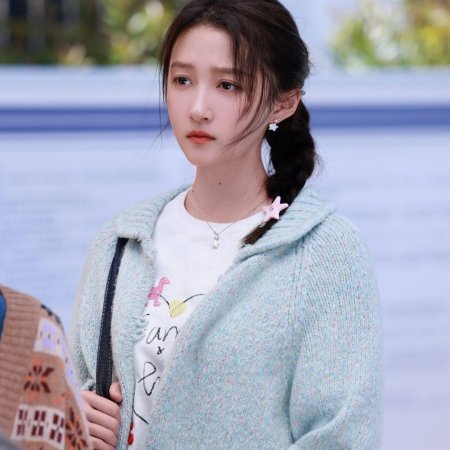 Guan Xiao Tong