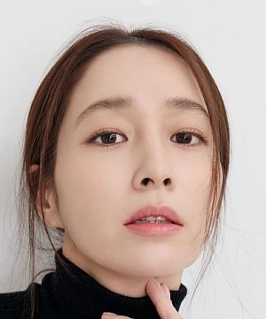 Min Jung Lee