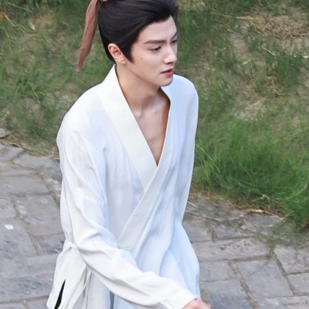 Ting Yin ()