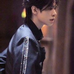 Li Jin Ye photo
