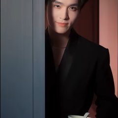 Liang Si Wei photo