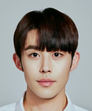 Yi He Liu