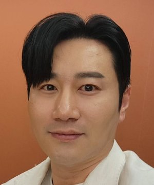 Ji Hoon Kang