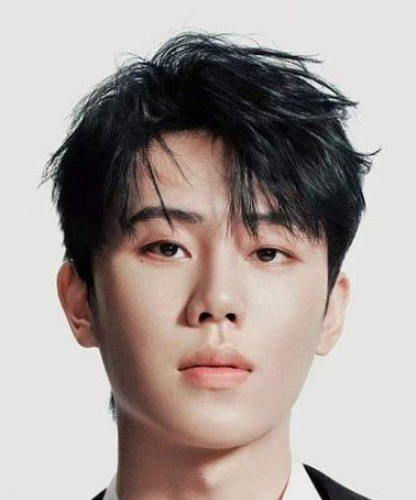 Yi En Wang