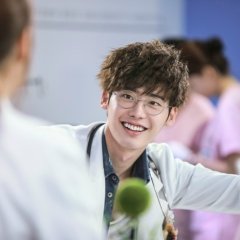 Lee Jong Suk photo