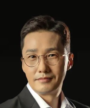 Dong Joo Hwang