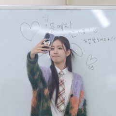 Snap and Spark Korean Drama photo