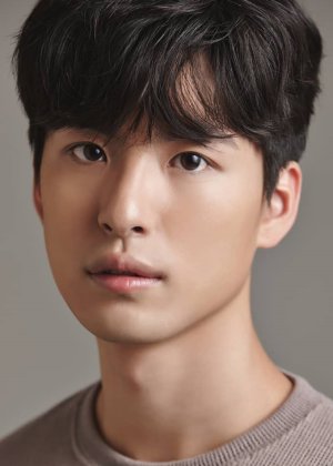 Yoo Yong Hyun in Fragment Korean Movie(2018)