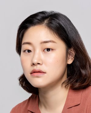 Kim Yun Jeong (김윤정) - MyDramaList