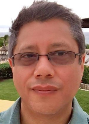 Dean Devlin in Almost Paradise Philippines Drama(2021)