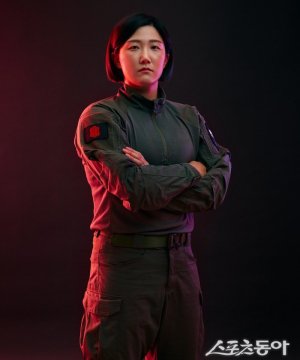 Su Yeon Lee