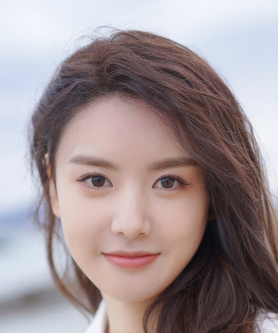 Xin Yu Zhang